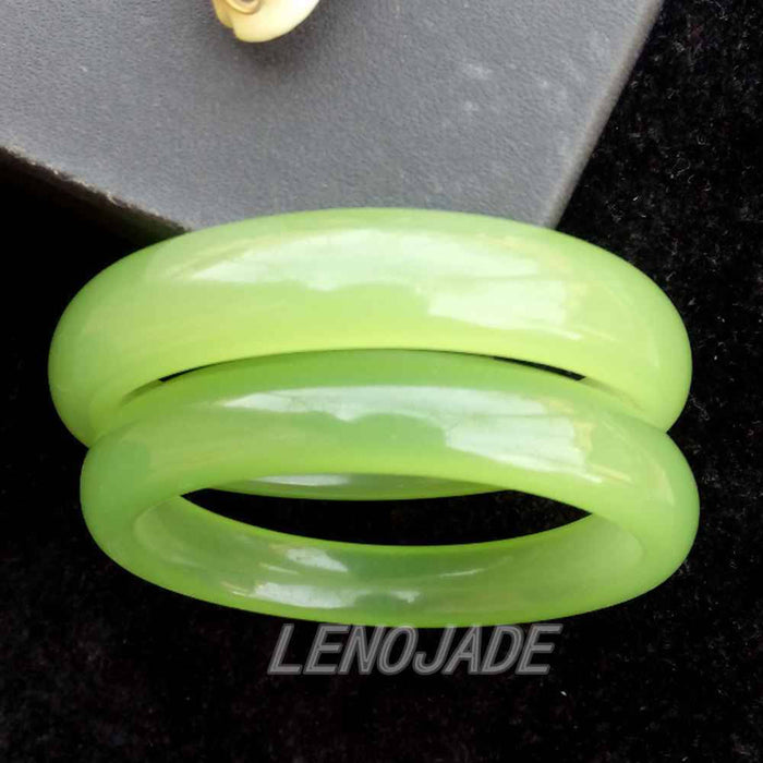 10% OFF on Sales) 60-61 mm Certified Natural Emerald Xiu Jade Bracelet Bangle《Grade A》