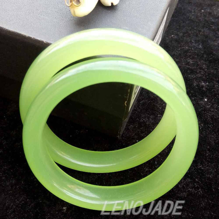 10% OFF on Sales) 60-61 mm Certified Natural Emerald Xiu Jade Bracelet Bangle《Grade A》