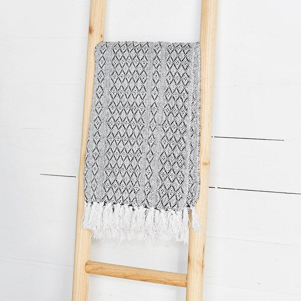 Diamond Fringe Cotton Throw Blanket