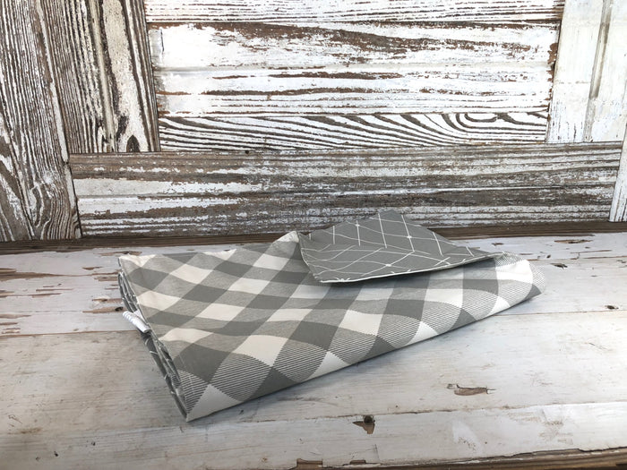 Double Sided Plaid & Crisscross Table Runner