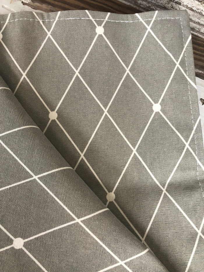 Double Sided Plaid & Crisscross Table Runner
