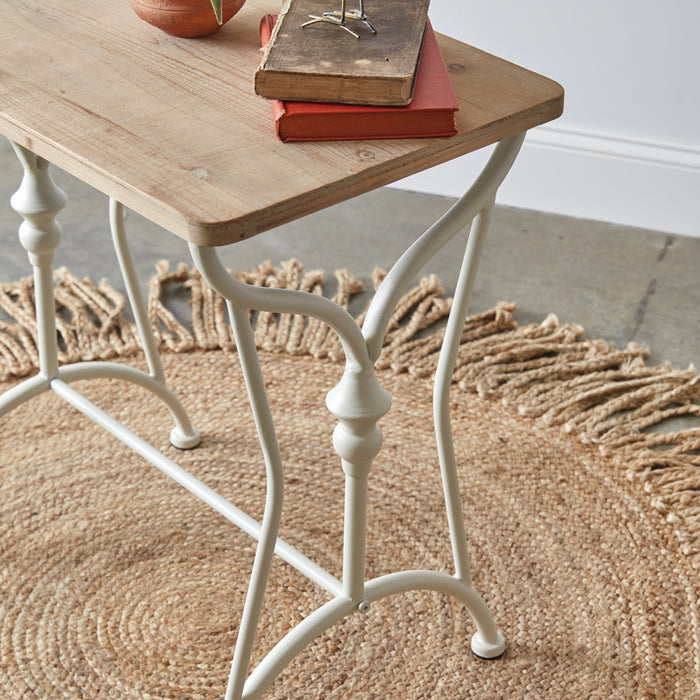 Emmeline Table