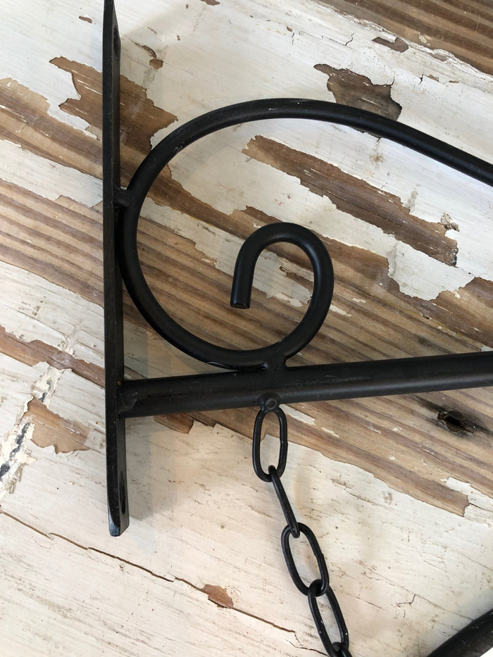 Laundry Tin Hanger Sign