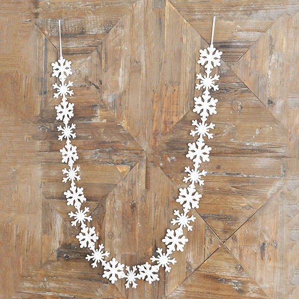 Plush Snowflake Garland