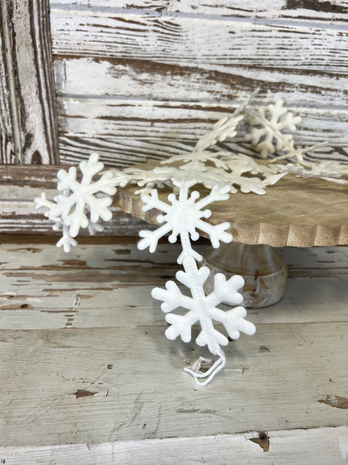 Plush Snowflake Garland