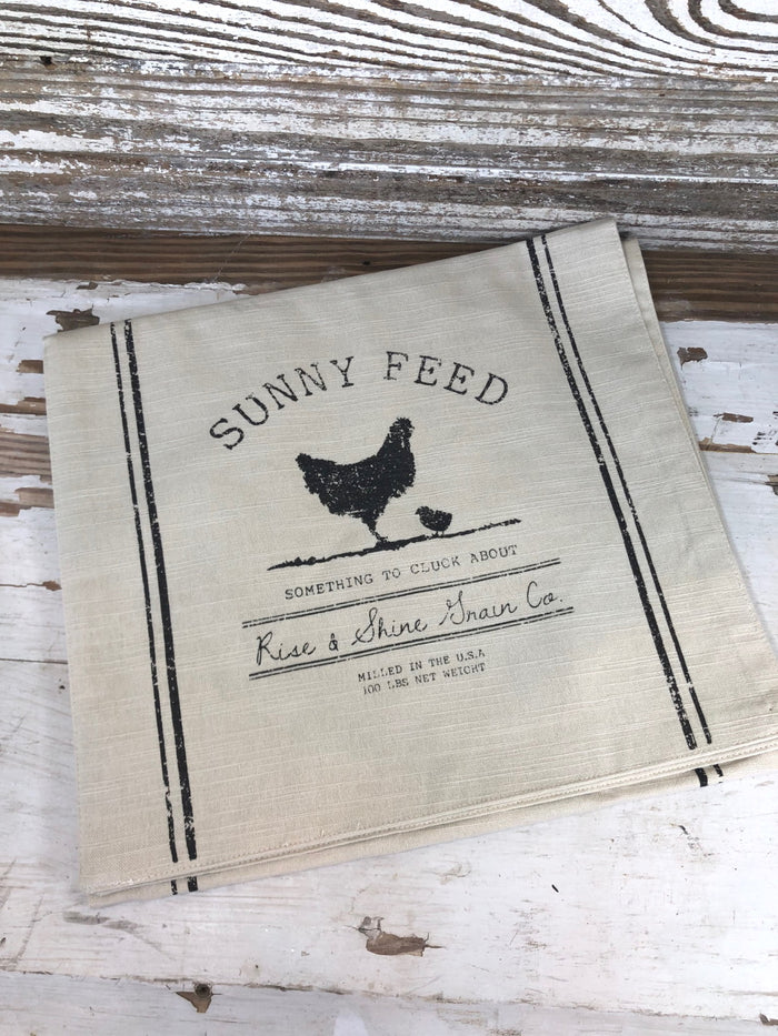 Sunny Feed Farmhouse Table Runner
