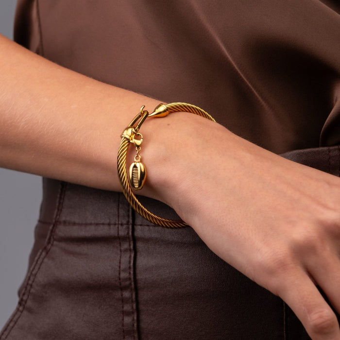 Women's Stainless Steel 18K Gold-Plated Bracelet – Bangle Hana Shell Cuff, Layered – Meiva bracelet view 8