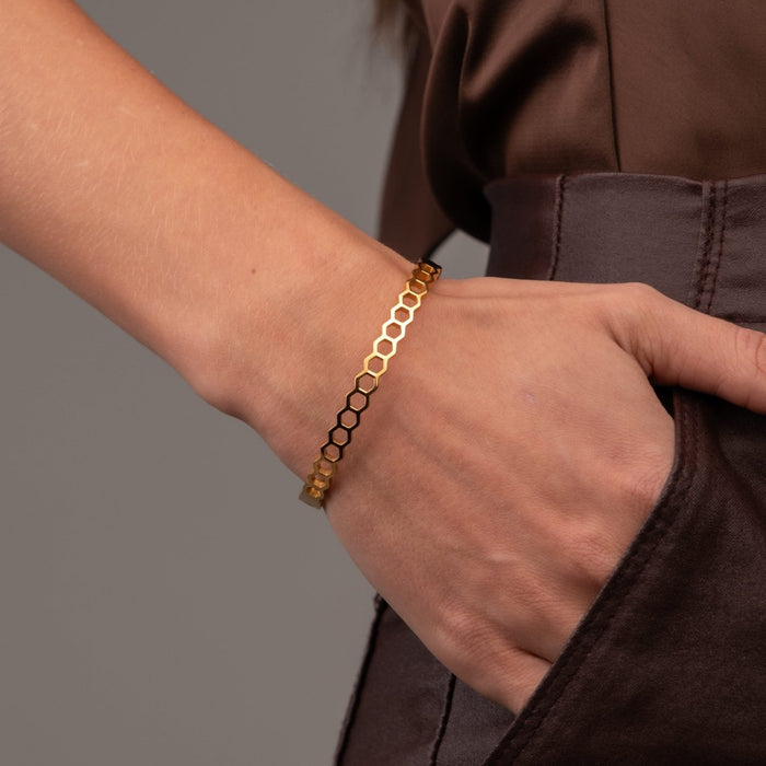 Women's Stainless Steel 18K Gold-Plated Bracelet – Bangle Honeycomb Cuff – Meiva bracelet view 4