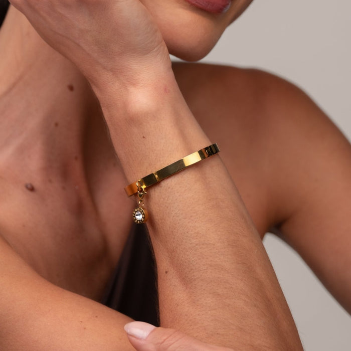 Women's Stainless Steel 18K Gold-Plated Bracelet – Bangle Uniq Cuff – Meiva bracelet view 3