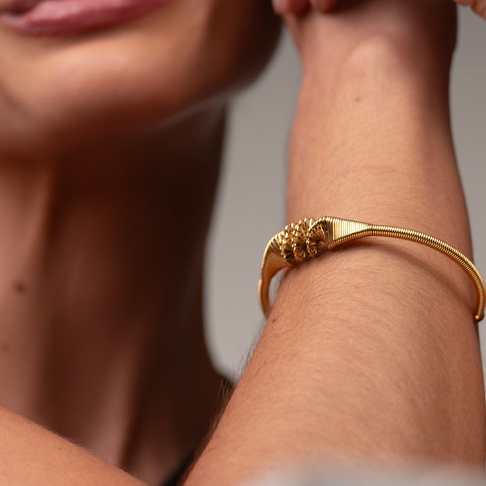 Women's Stainless Steel 18K Gold-Plated Bracelet – Bangle Wave Cuff – Meiva bracelet view 7