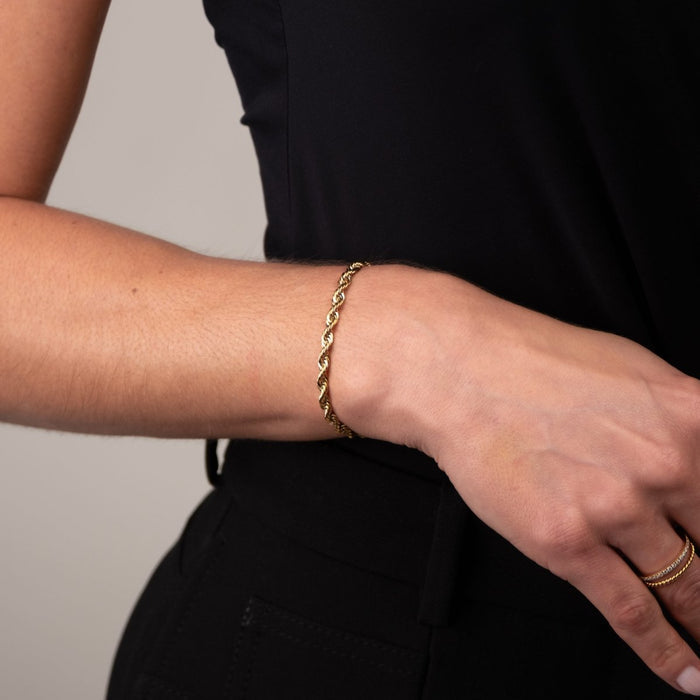 Women's Stainless Steel 18K Gold-Plated Bracelet – Brazilian Chain – Meiva bracelet view 2