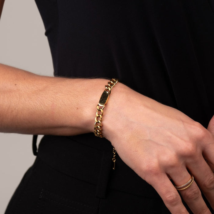 Women's Stainless Steel 18K Gold-Plated Bracelet – Chain with Rectangular Pendant, Layered – Meiva bracelet view 4