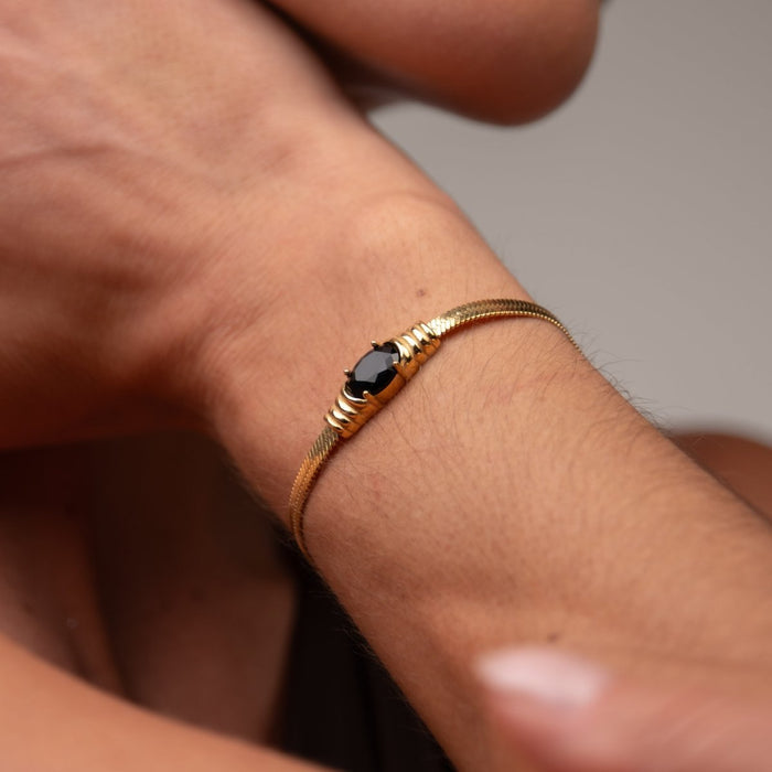 Women's Stainless Steel 18K Gold-Plated Bracelet – Mesh Onyx Stone, Statement – Meiva bracelet view 3