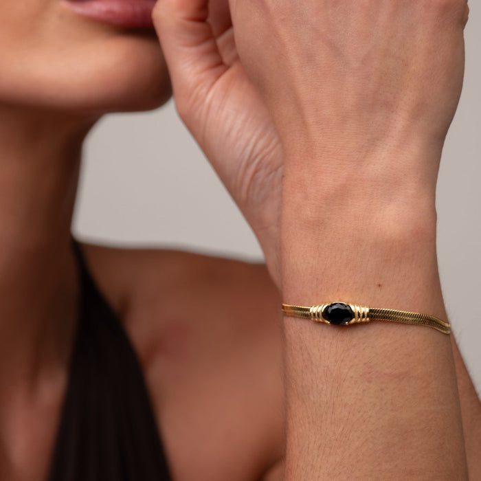 Women's Stainless Steel 18K Gold-Plated Bracelet – Mesh Onyx Stone, Statement – Meiva bracelet view 8
