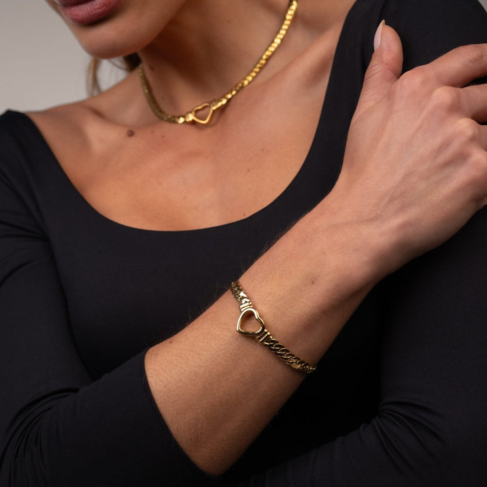 Women's Stainless Steel 18K Gold-Plated Bracelet – Minimalist Heart, Dainty – Meiva bracelet view 3