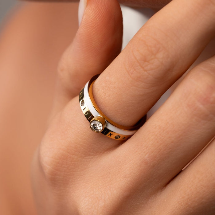 Women's Stainless Steel 18K Gold-Plated Crystal Ring – Queen Stone – Meiva ring view 3