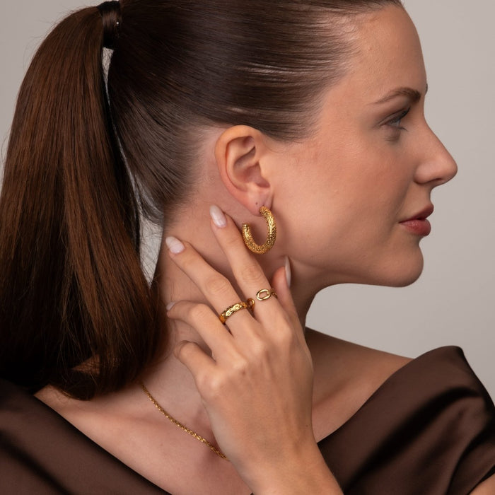 Women's Stainless Steel 18K Gold-Plated Earrings – Hoop Textured Hoop Earring – Meiva earrings view 6