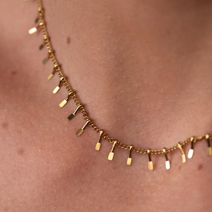 Women's Stainless Steel 18K Gold-Plated Necklace – Jurere Choker, Dainty – Meiva necklace view 3