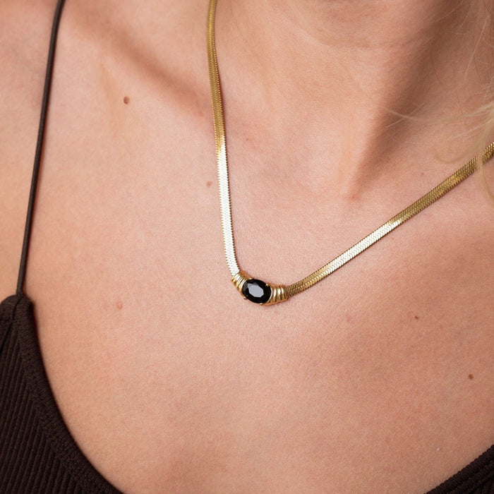 Women's Stainless Steel 18K Gold-Plated Necklace – Mesh Onyx Stone – Meiva necklace view 2