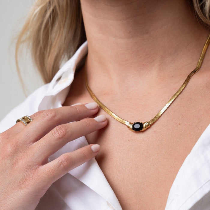 Women's Stainless Steel 18K Gold-Plated Necklace – Mesh Onyx Stone – Meiva necklace view 5