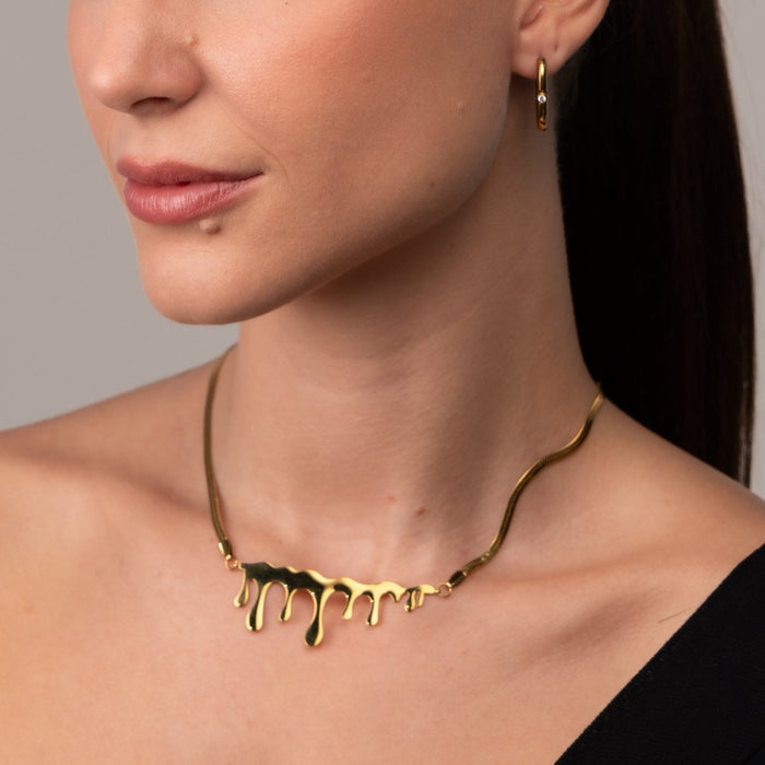 Women's Stainless Steel 18K Gold-Plated Necklace – Minimalist Honeycomb, Dainty – Meiva necklace view 6