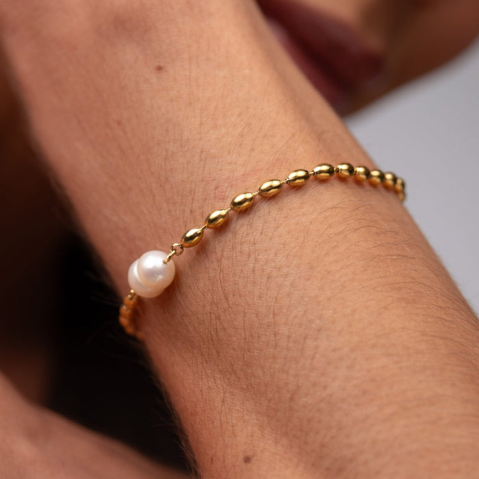 Women's Stainless Steel 18K Gold-Plated Pearl Bracelet – Persia – Meiva bracelet view 3