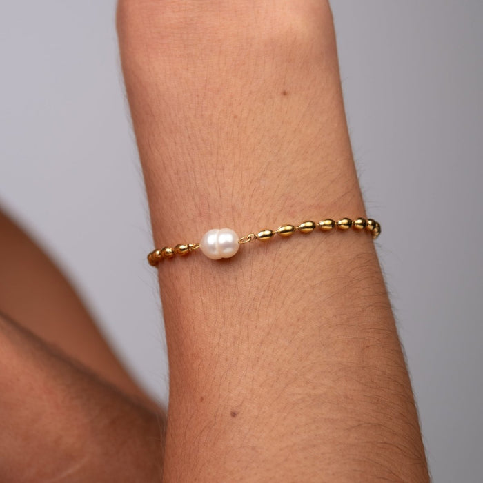 Women's Stainless Steel 18K Gold-Plated Pearl Bracelet – Persia – Meiva bracelet view 7