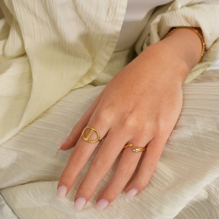 Women's Stainless Steel 18K Gold-Plated Ring – Adjustable Eclat – Meiva ring view 3