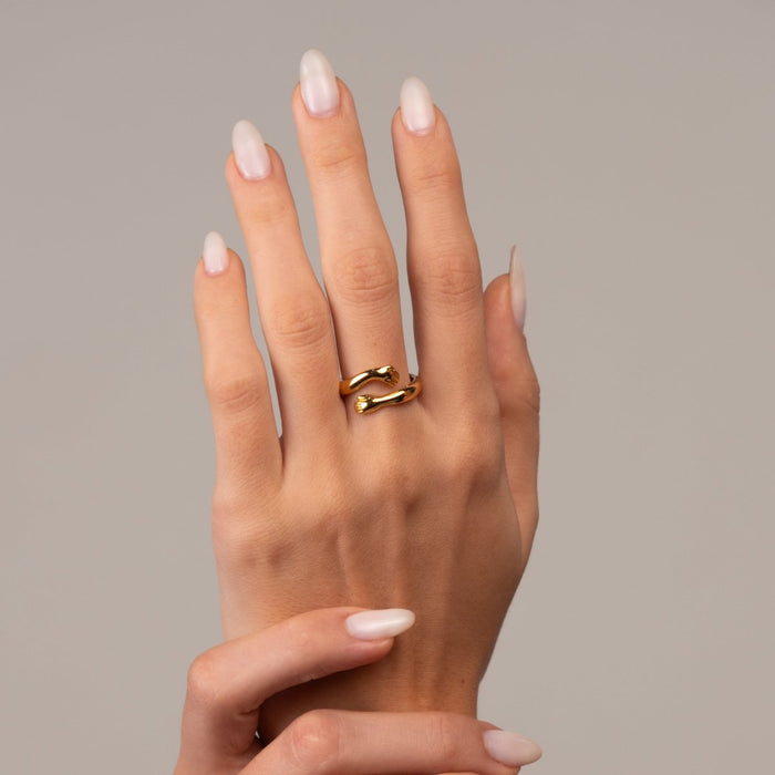 Women's Stainless Steel 18K Gold-Plated Ring – Hug, Statement – Meiva ring view 3