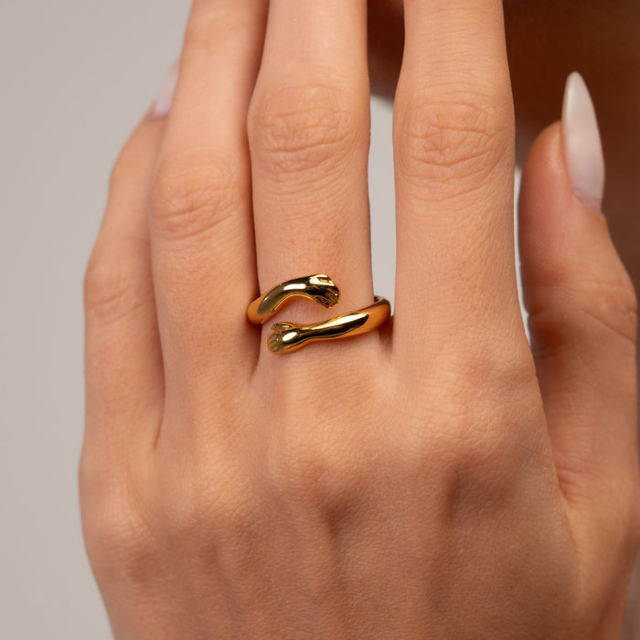 Women's Stainless Steel 18K Gold-Plated Ring – Hug, Statement – Meiva ring view 7