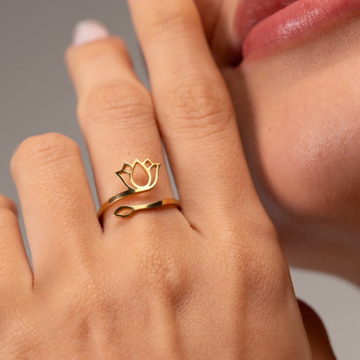 Women's Stainless Steel 18K Gold-Plated Ring – Lotus Flower – Meiva ring view 4